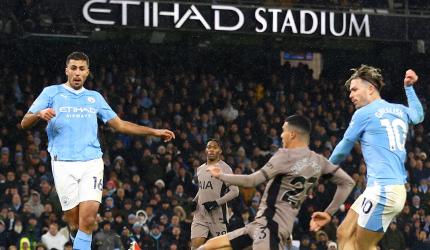 EPL PIX: City held, Liverpool move second