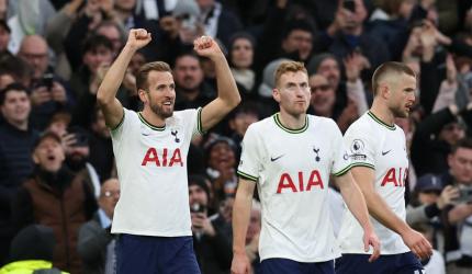 EPL PIX: Record-breaking Kane helps Spurs down City