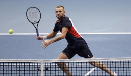 United Cup: Britain down Spain, reach knockouts