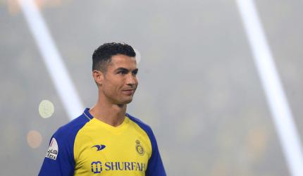 Soccer: Ronaldo made to wait for Al Nassr debut