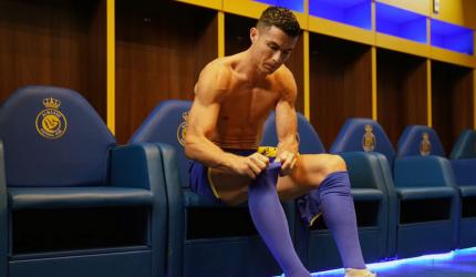 Ronaldo could make Saudi debut against Messi's PSG
