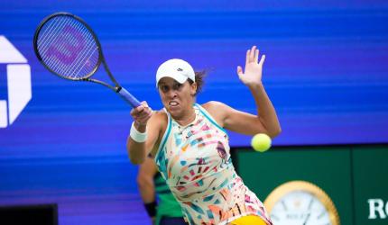 US Open: Pegula stunned as Keys powers into quarters