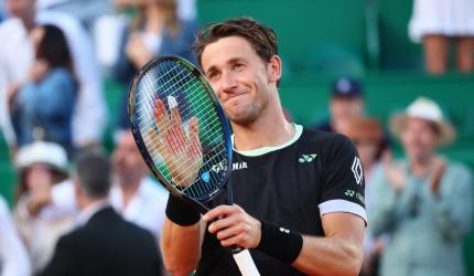 Ruud upsets Djokovic to join Tsitsipas in final