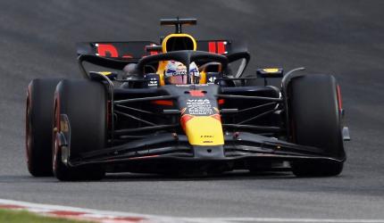 Verstappen wins first sprint race of the F1 season