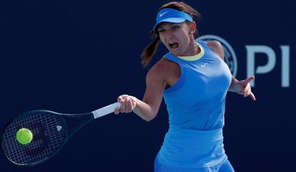 Halep to skip AO, delay start of season due to...