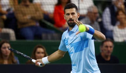 Djokovic and Sabalenka win, Kyrgios crashes out