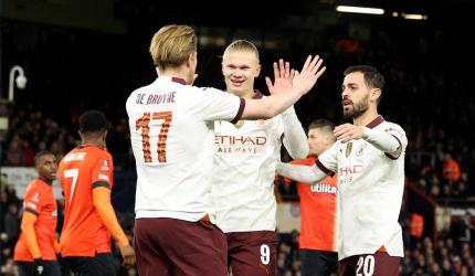 Haaland smashes five as City thrash Luton