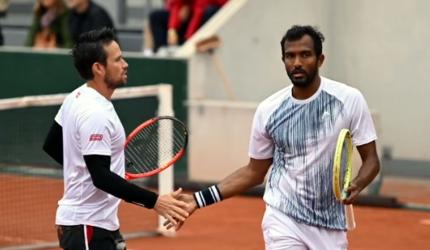 French Open: Balaji-Martinez advance to third round