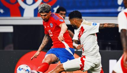 Copa America: Chile hold Peru to goalless draw