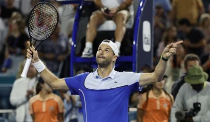 Dimitrov stuns Zverev, meets Sinner in Miami final