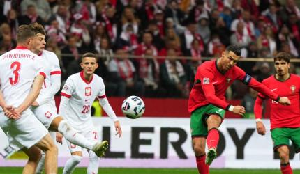 Nations League: Ronaldo defies time with stunning goal