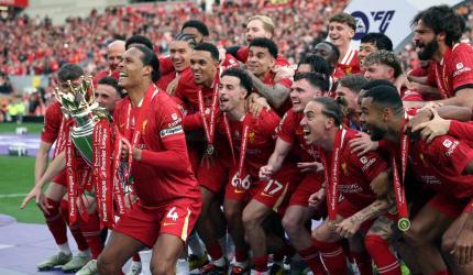 Can Arsenal, City, Chelsea topple Liverpool?