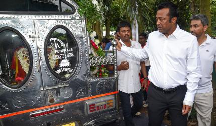 PIX: Kolkata Bids Emotional Adieu To Dr Vece Paes