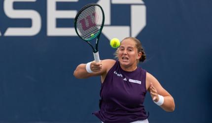 Ostapenko apologises for comments to Townsend