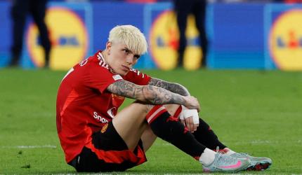 Chelsea bolster attack with Garnacho signing