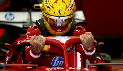 Hamilton loses top spot to Sainz in Bahrain Testing