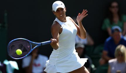 Wimbledon PIX: Keys, Osaka ousted;  Anisimova through