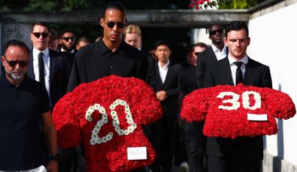 Liverpool players join family for Diego Jota's funeral