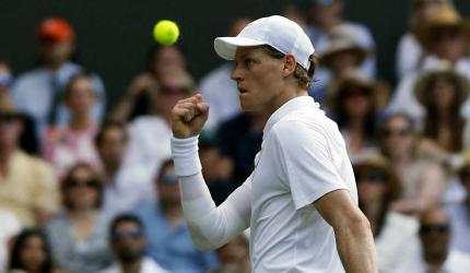 Wimbledon Final Updates: Sinner wins second set