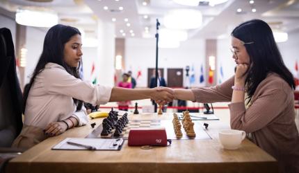 History Maker! Divya Marches Into FIDE World Cup Final