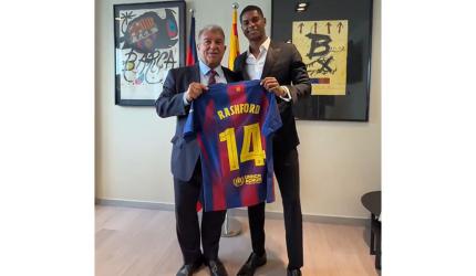 Rashford takes pay cut as Barca come calling