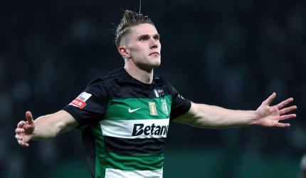 Arsenal sign striker Gyokeres from Sporting
