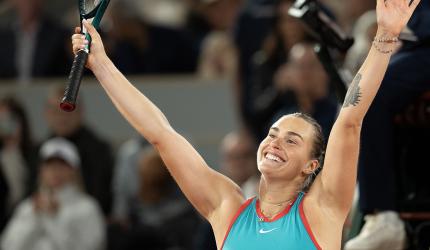 Sabalenka topples Swiatek to reach French Open final
