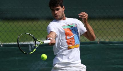 Alcaraz eyes Wimbledon hat-trick: Can Sinner stop him?