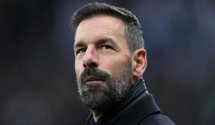 Former Premier League champions sack manager!