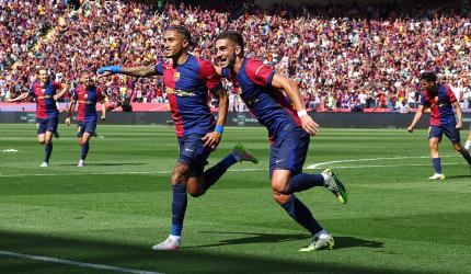 LaLiga PIX: Barca trump Real, extend lead at top