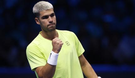 Alcaraz kickstarts ATP Finals with thumping win
