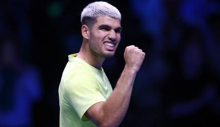 Alcaraz, Zverev off to winning starts at ATP Finals