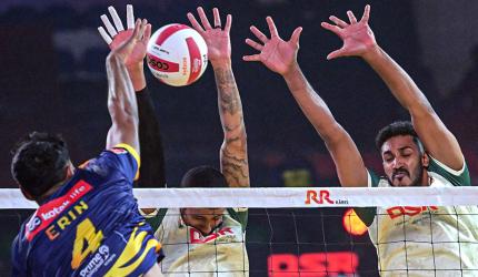 PVL: Torpedoes down Blue Spikers to extend win streak