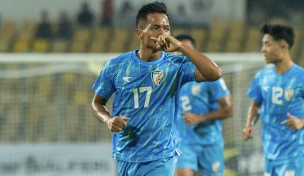 Singapore snuff out India's AFC Asia Cup hopes
