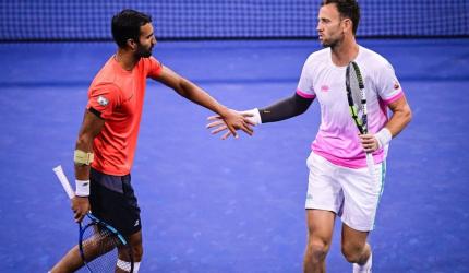 Bhambri-Venus pair blaze into US Open pre-quarters