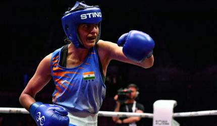 Boxing Worlds: India women create history, men draw blank