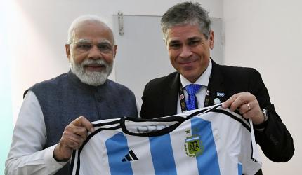 Modi receives special b'day gift from Messi!