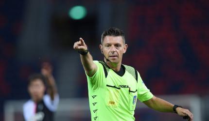 Italian referees chief suspends himself amid fraud probe