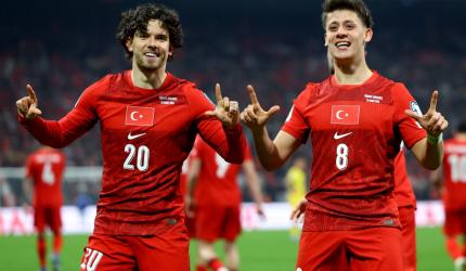 World Cup dream alive: Turkey, Poland, Denmark shine big