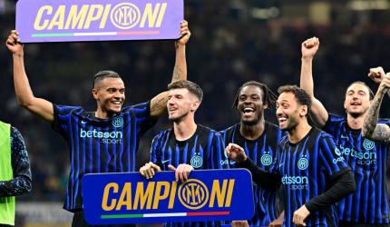 Inter Milan win Serie A title in dominant style