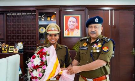 World Cup superstar Deepti Sharma felicitated by UP Police
