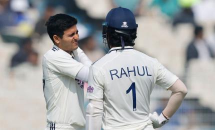 Gill retires hurt after facing just three deliveries