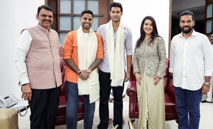 Maharashtra CM Fadnavis Felicitates T20 World Champions Suryakumar Yadav, Shivam Dube