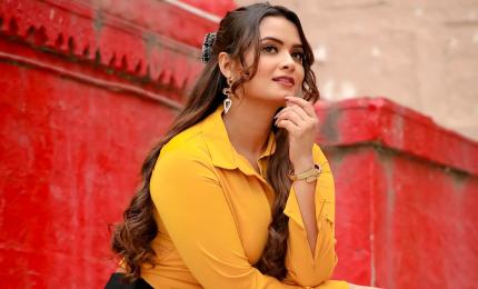 Bigg Boss' Neelam Giri's Sweet Style