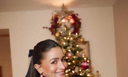 Alanna, Khushi Get Playful With...