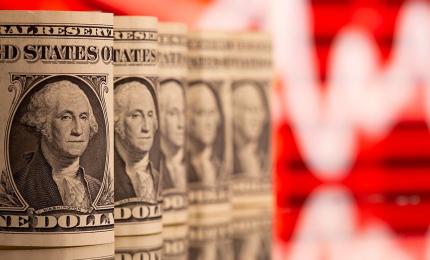 Forex reserves drop by $3 bn to $699.74 bn
