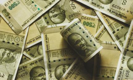 FPIs withdraw close to Rs 18,000 cr from equities in Aug