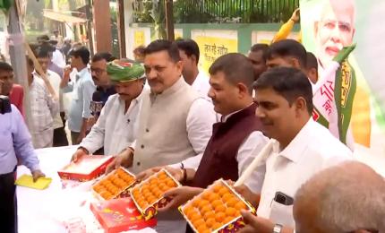 12 pm News Flash – November 14, 2025