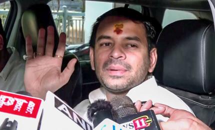 Tej Pratap wants Centre to probe Lalu family feud