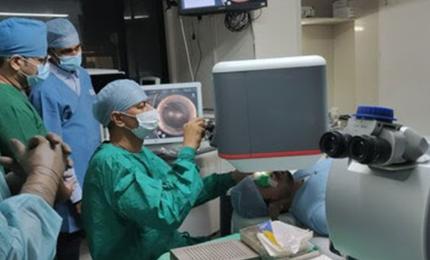 How a 'world-first' eye surgery helped restore Mumbai doctor's vision